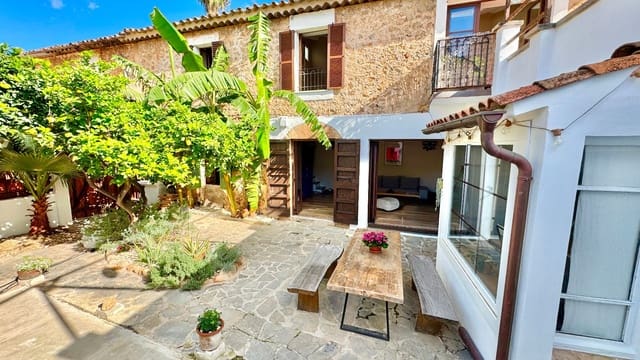 2 bedroom Townhouse for sale in Esporles - € 998,000 (Ref: 9523137)