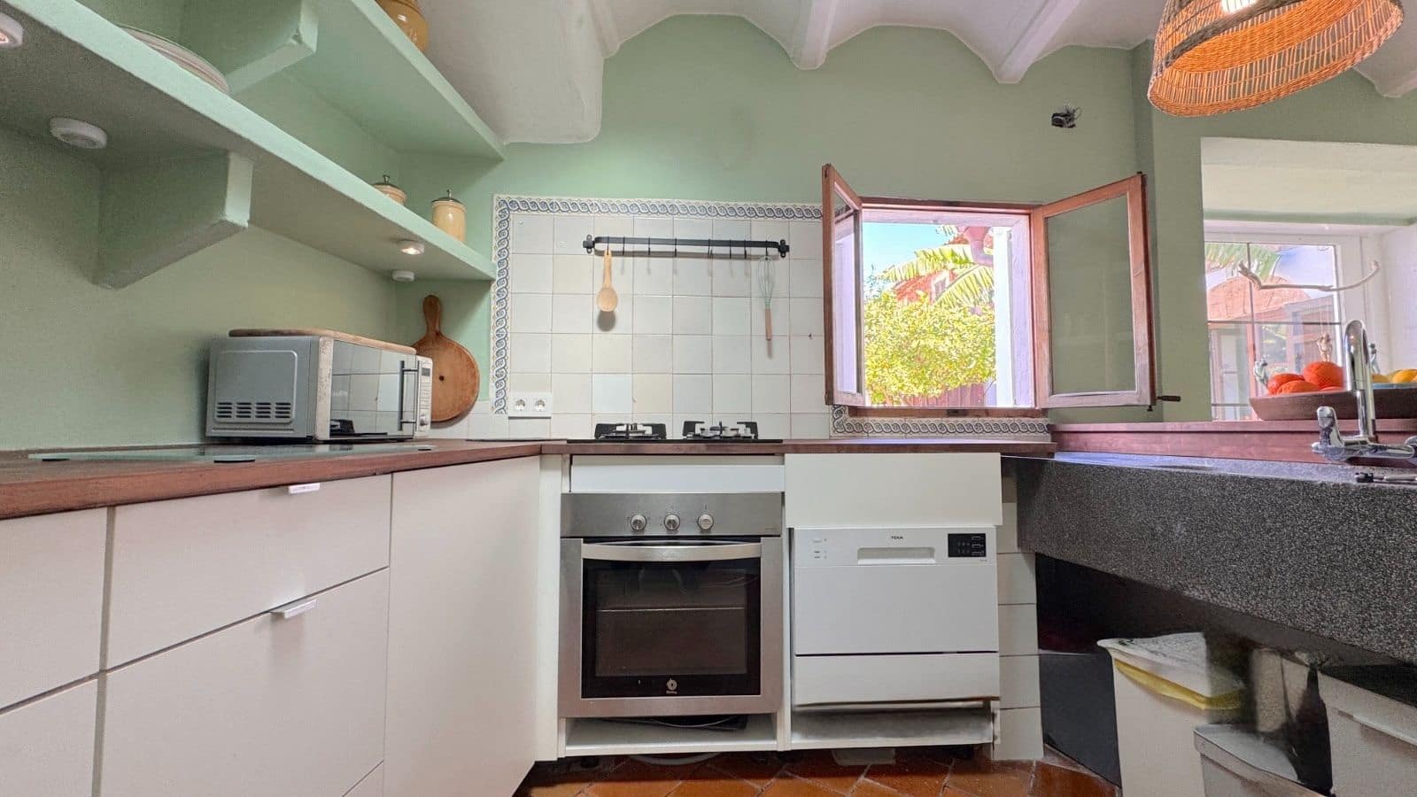 2 bedroom Townhouse for sale in Esporles - € 895,000 (Ref: 9523137)