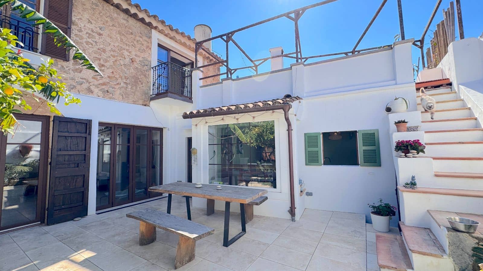 2 bedroom Townhouse for sale in Esporles - € 895,000 (Ref: 9523137)