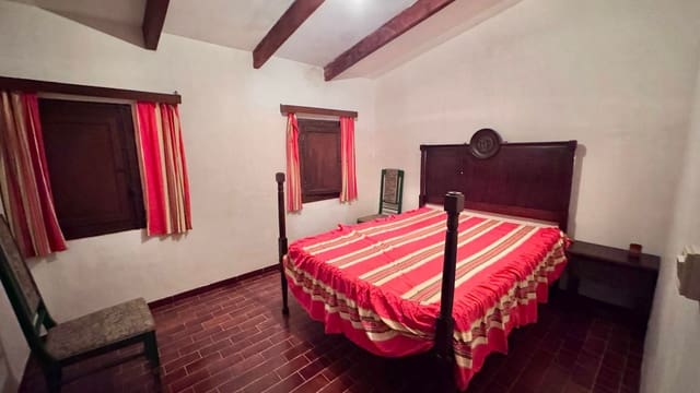 6 slaapkamer Finca/Landhuis te koop in Manacor met garage - € 2.200.000 (Ref: 9523140)