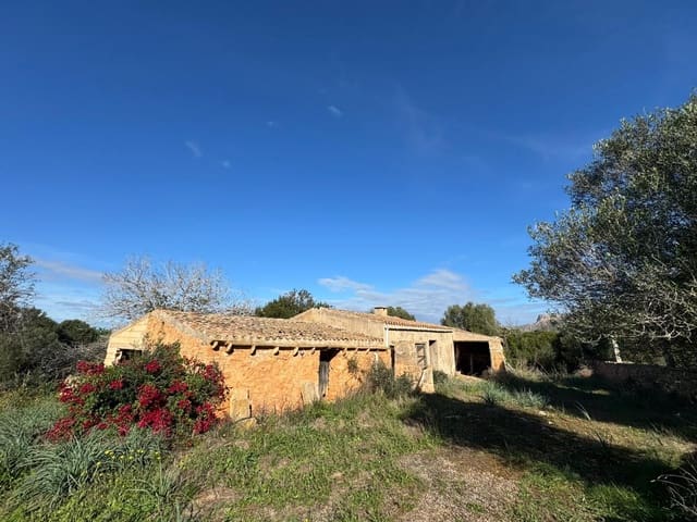 Finca/Casa Rural de 2 habitaciones en Petra en venta con garaje - 850.000 € (Ref: 9523146)