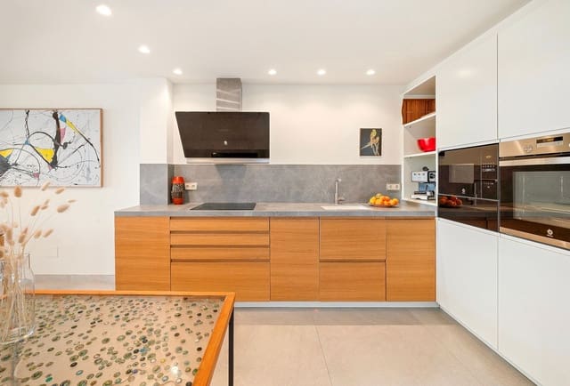 2 chambre Penthouse à vendre à Arxiduc, Palma de Mallorca - 630 000 € (Ref: 9523148)