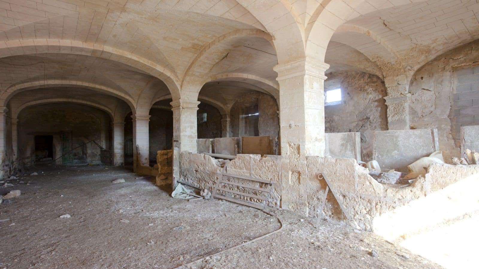 8 slaapkamer Finca/Landhuis te koop in Manacor met garage - € 2.000.000 (Ref: 9523158)