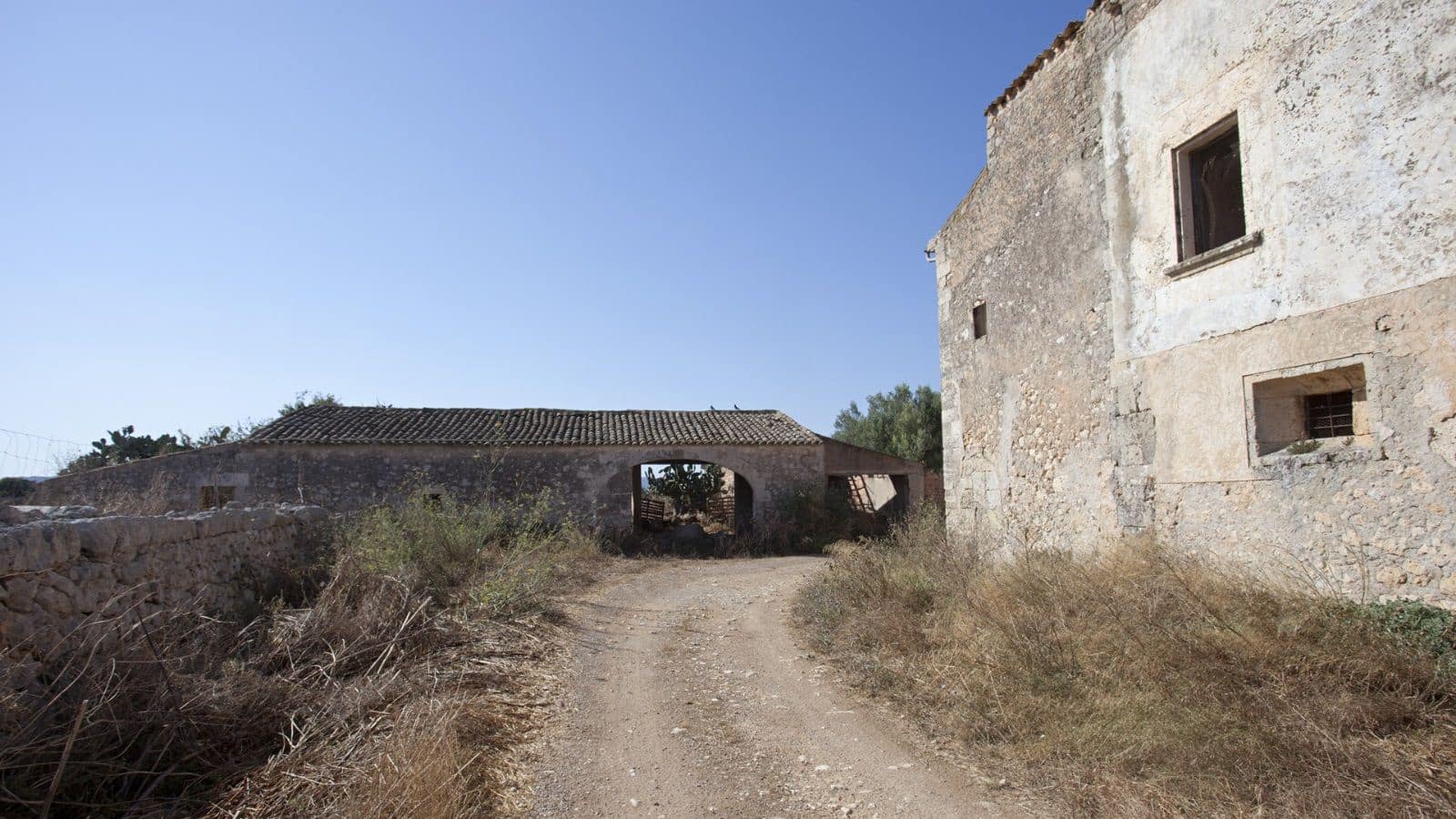 8 slaapkamer Finca/Landhuis te koop in Manacor met garage - € 2.000.000 (Ref: 9523158)