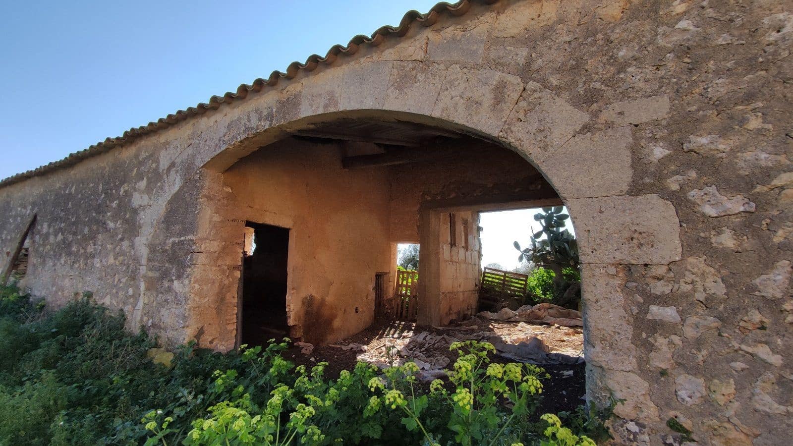 8 slaapkamer Finca/Landhuis te koop in Manacor met garage - € 2.000.000 (Ref: 9523158)