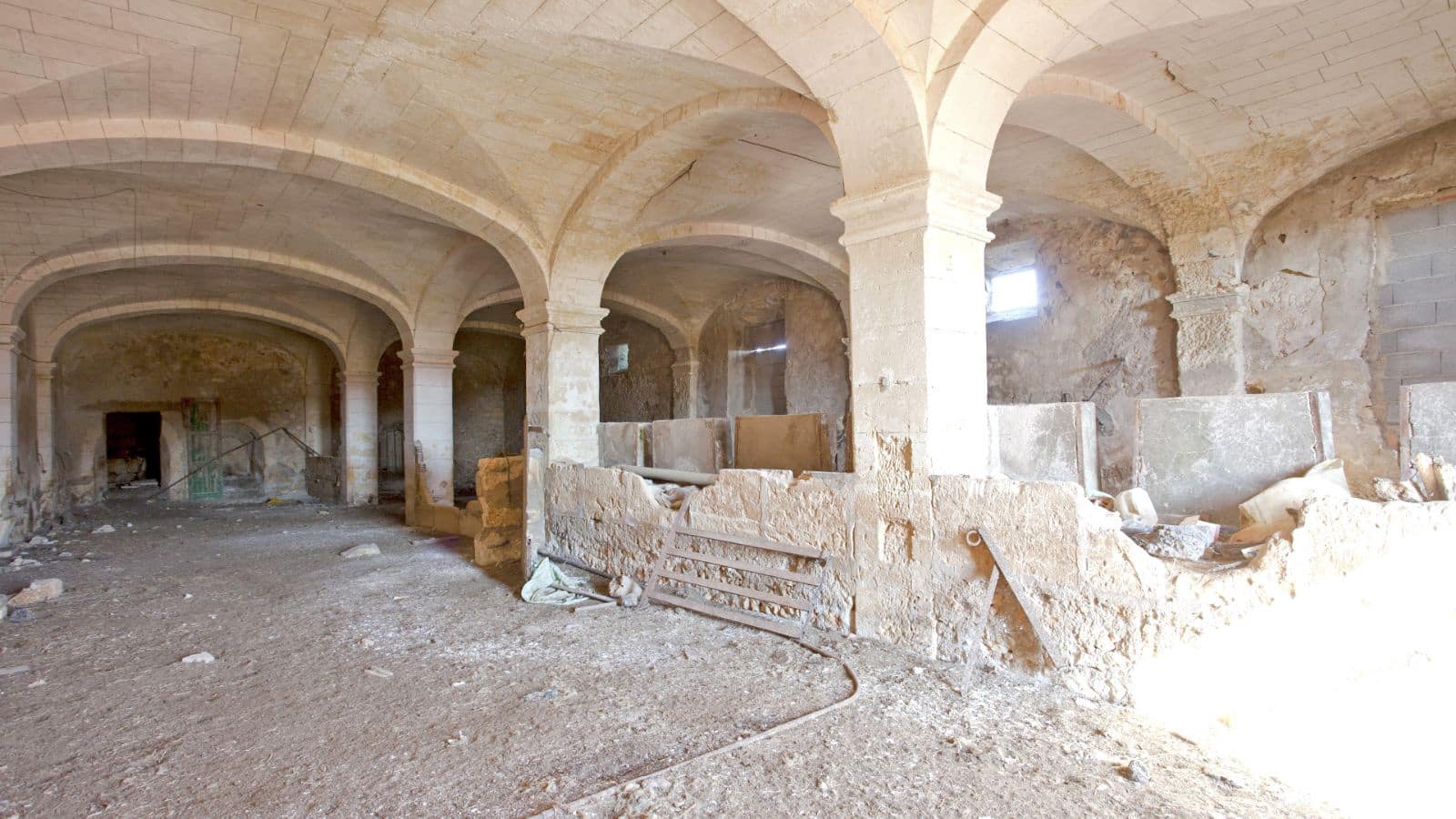 8 bedroom Finca/Country House for sale in Manacor with garage - € 1,495,000 (Ref: 9523158)