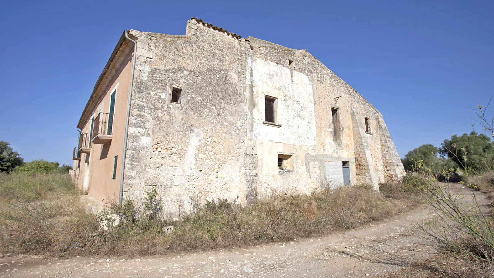 8 bedroom Finca/Country House for sale in Manacor with garage - € 1,495,000 (Ref: 9523158)