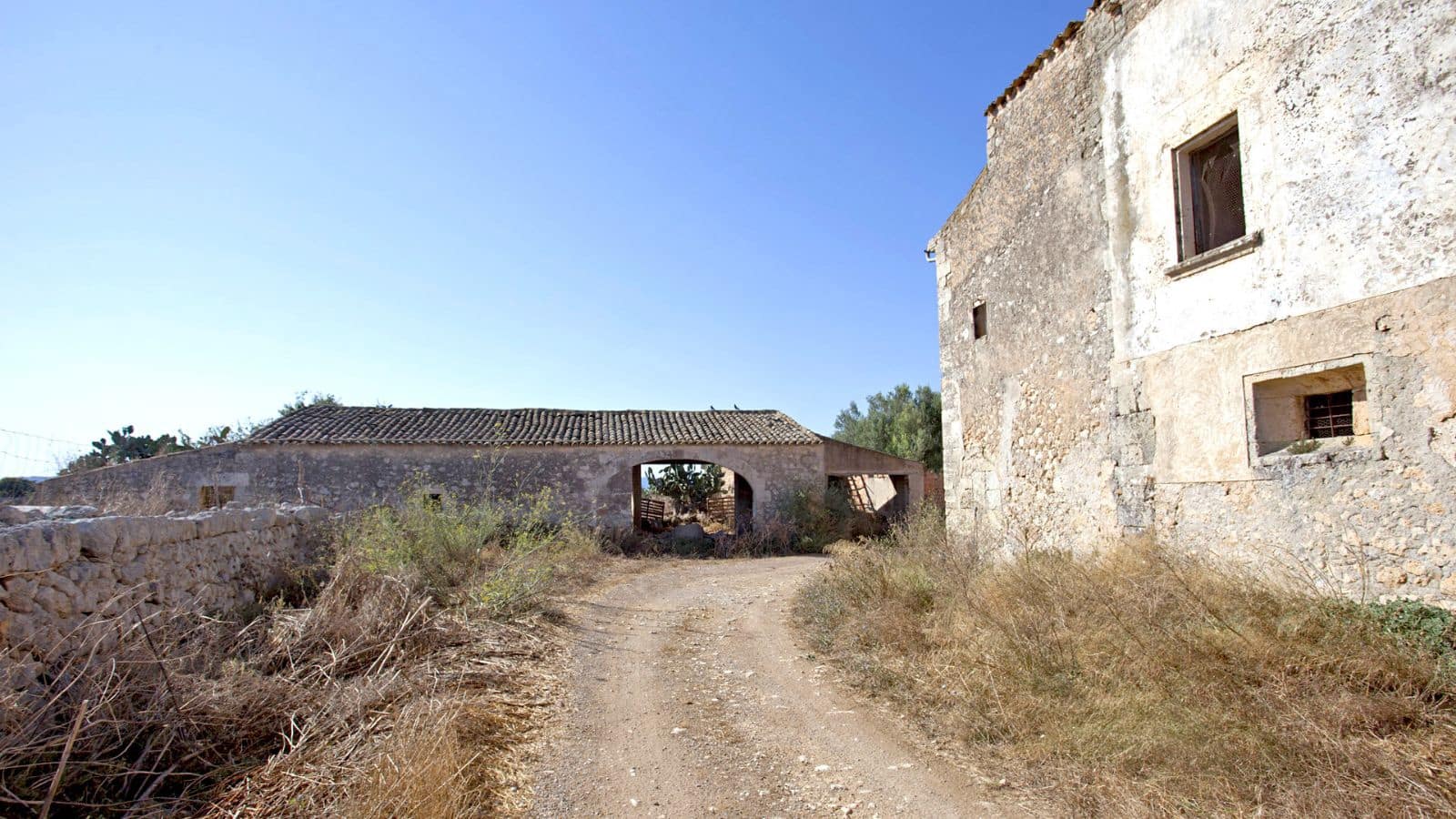 8 bedroom Finca/Country House for sale in Manacor with garage - € 1,495,000 (Ref: 9523158)