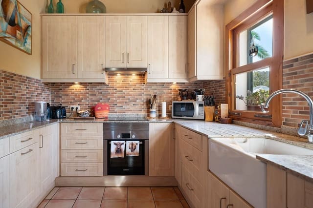 2 Zimmer Finca/Landgut zu verkaufen in Puerto de Andratx, Andratx mit Pool Garage - 895.000 € (Ref: 9523162)