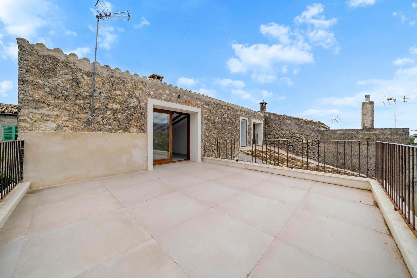 3 Zimmer Haus zu verkaufen in Campanet mit Pool - 1.090.000 € (Ref: 9523164)