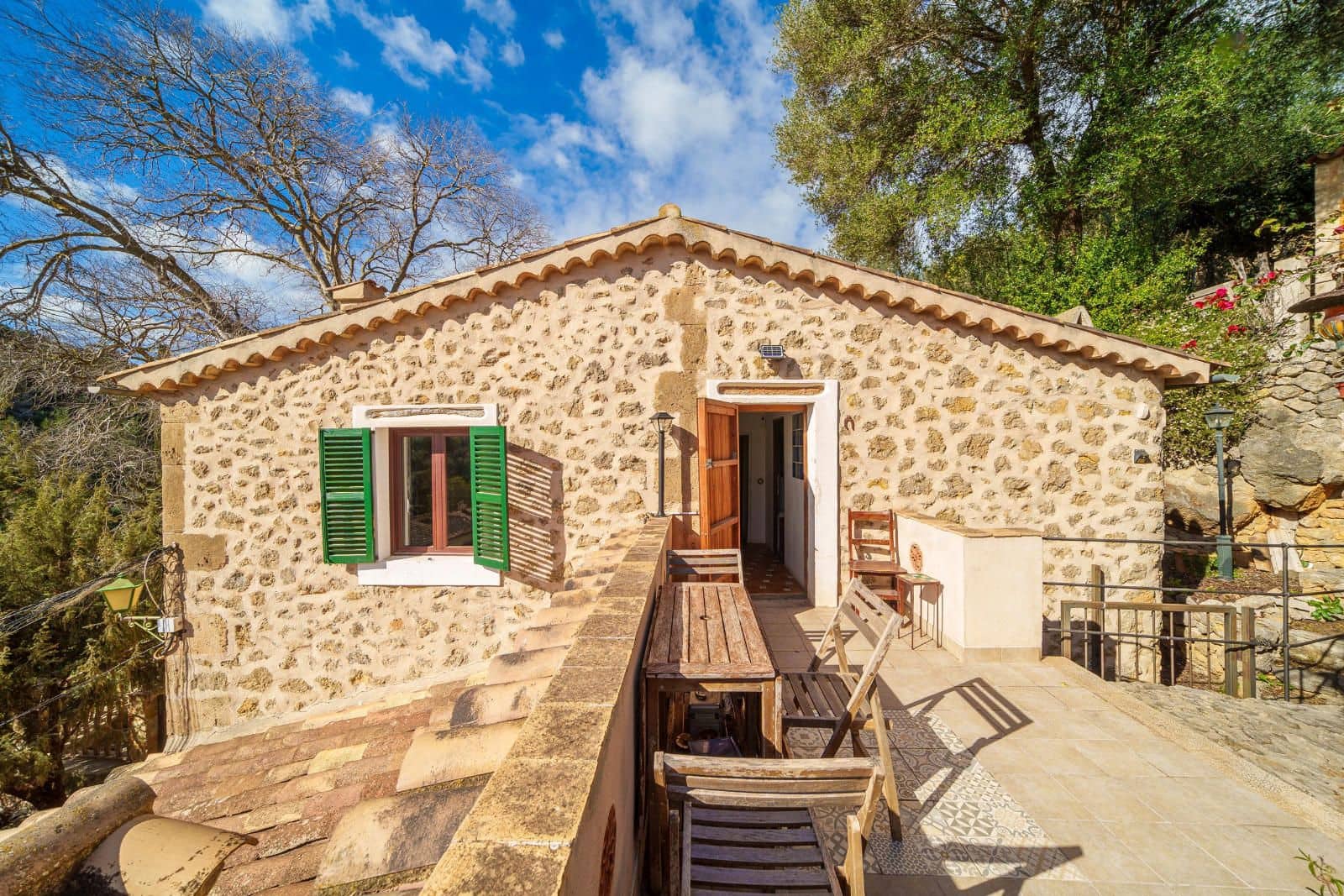 Casa de 4 habitaciones en Esporles en venta - 665.000 € (Ref: 9523165)