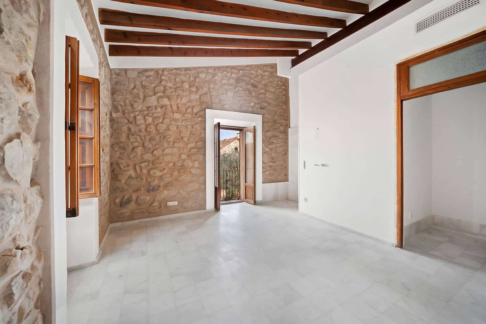 Casa de 6 habitaciones en Biniamar en venta con piscina - 1.250.000 € (Ref: 9523169)