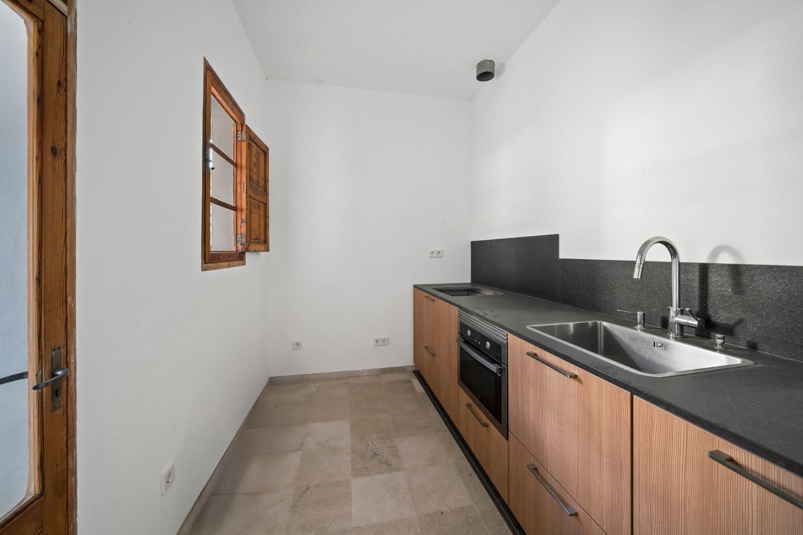 Casa de 6 habitaciones en Biniamar en venta con piscina - 1.250.000 € (Ref: 9523169)