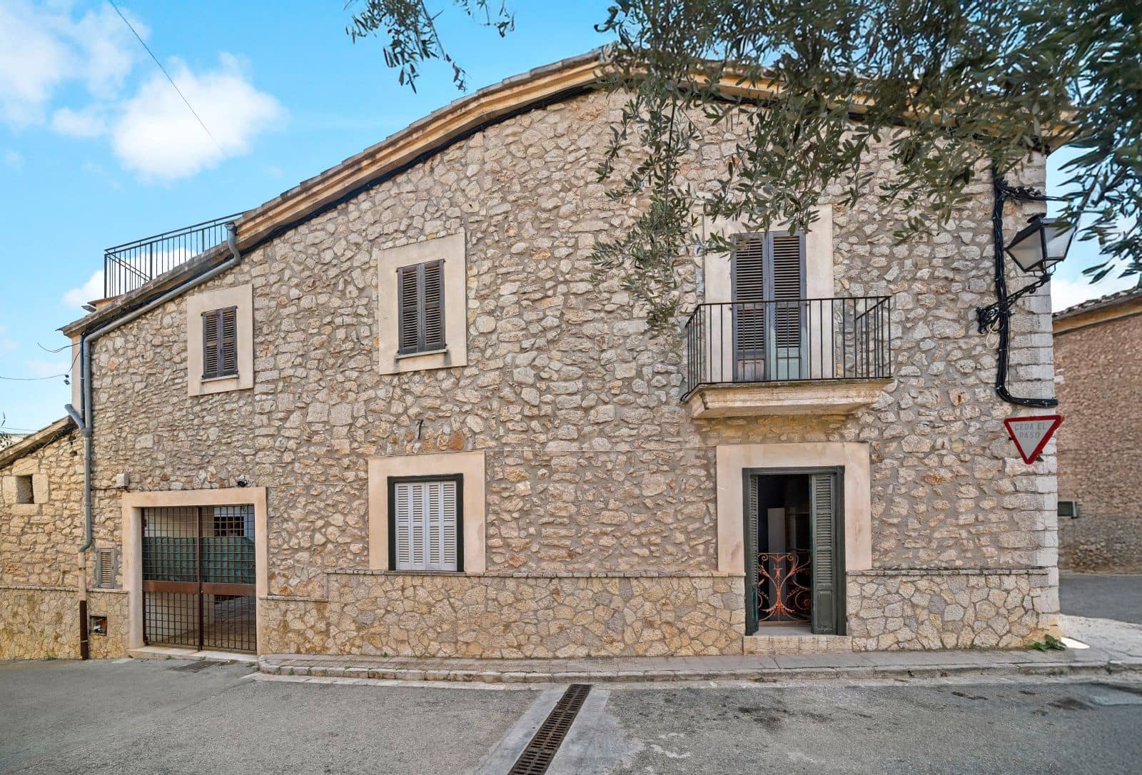 Casa de 6 habitaciones en Biniamar en venta con piscina - 1.250.000 € (Ref: 9523169)