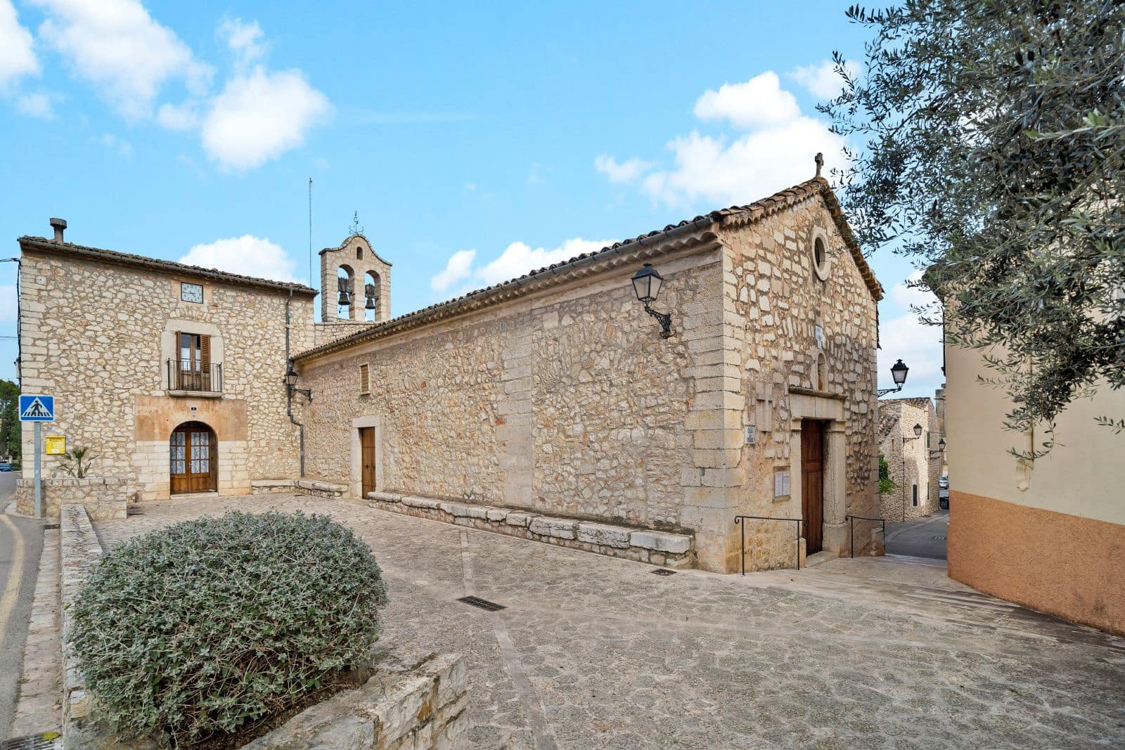 Casa de 6 habitaciones en Biniamar en venta con piscina - 1.250.000 € (Ref: 9523169)