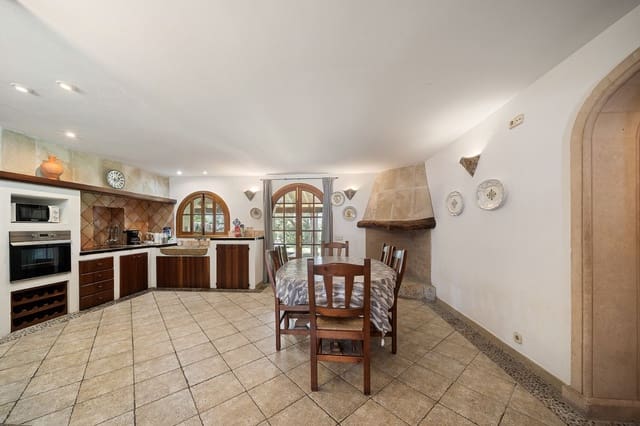 9 sypialnia Finka/Dom wiejski na sprzedaż w Pollensa / Pollença z basenem garażem - 1 700 000 € (Ref: 9523172)