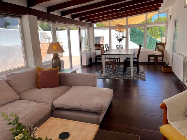 4 soveværelse Byhus til salg i Costa de la Calma, Calvià med swimmingpool garage - € 1.350.000 (Ref: 9523177)