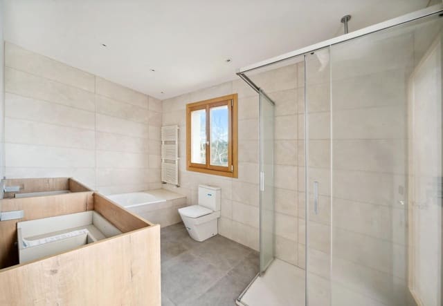 3 soveværelse Finca/Landehus til salg i Pollensa / Pollença med swimmingpool garage - € 1.500.000 (Ref: 9523181)