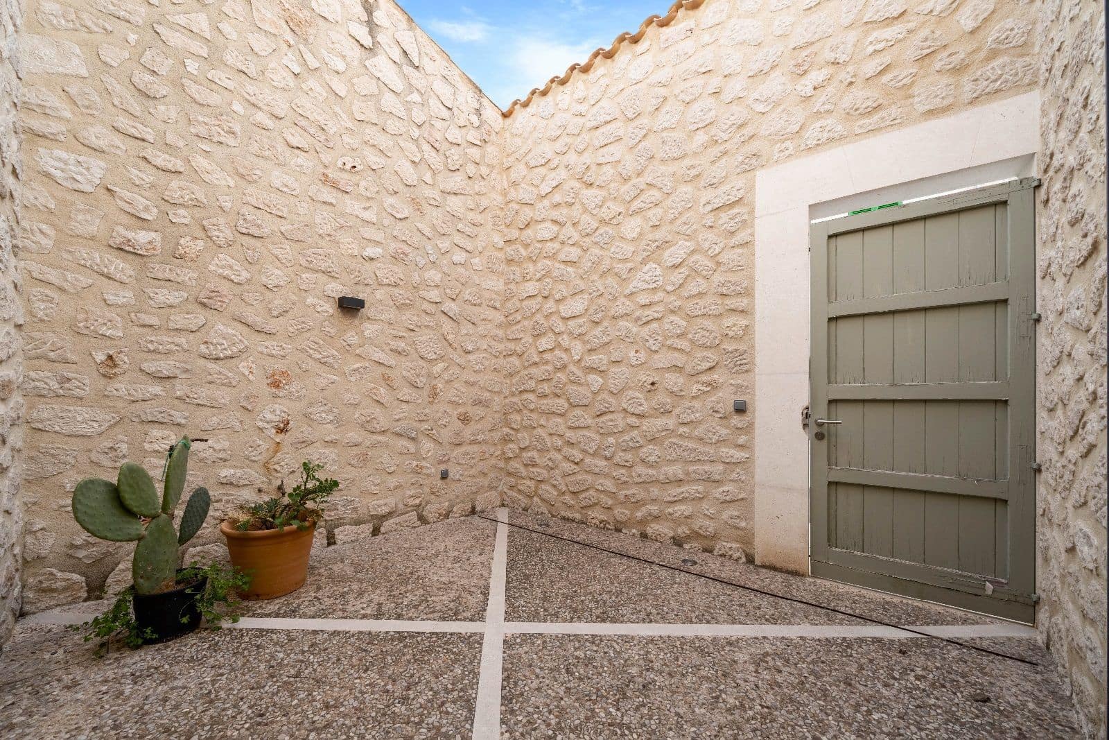 4 Zimmer Haus zu verkaufen in Campanet mit Pool Garage - 1.180.000 € (Ref: 9523183)