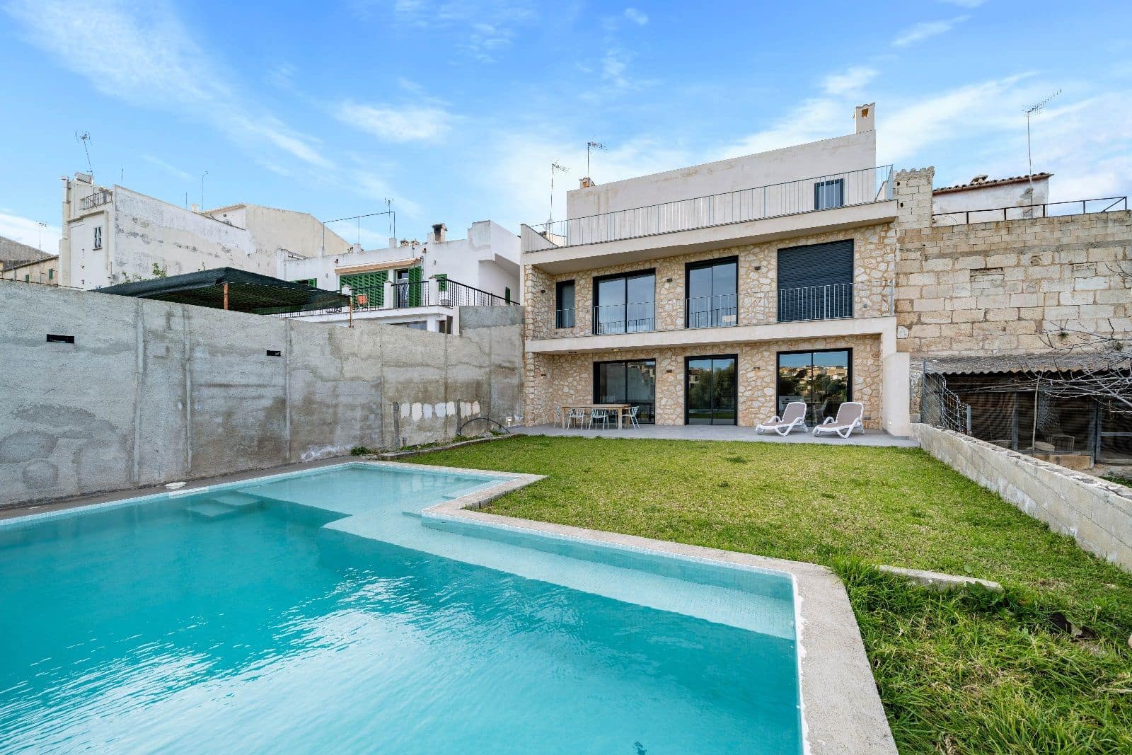 4 Zimmer Haus zu verkaufen in Campanet mit Pool Garage - 1.180.000 € (Ref: 9523183)