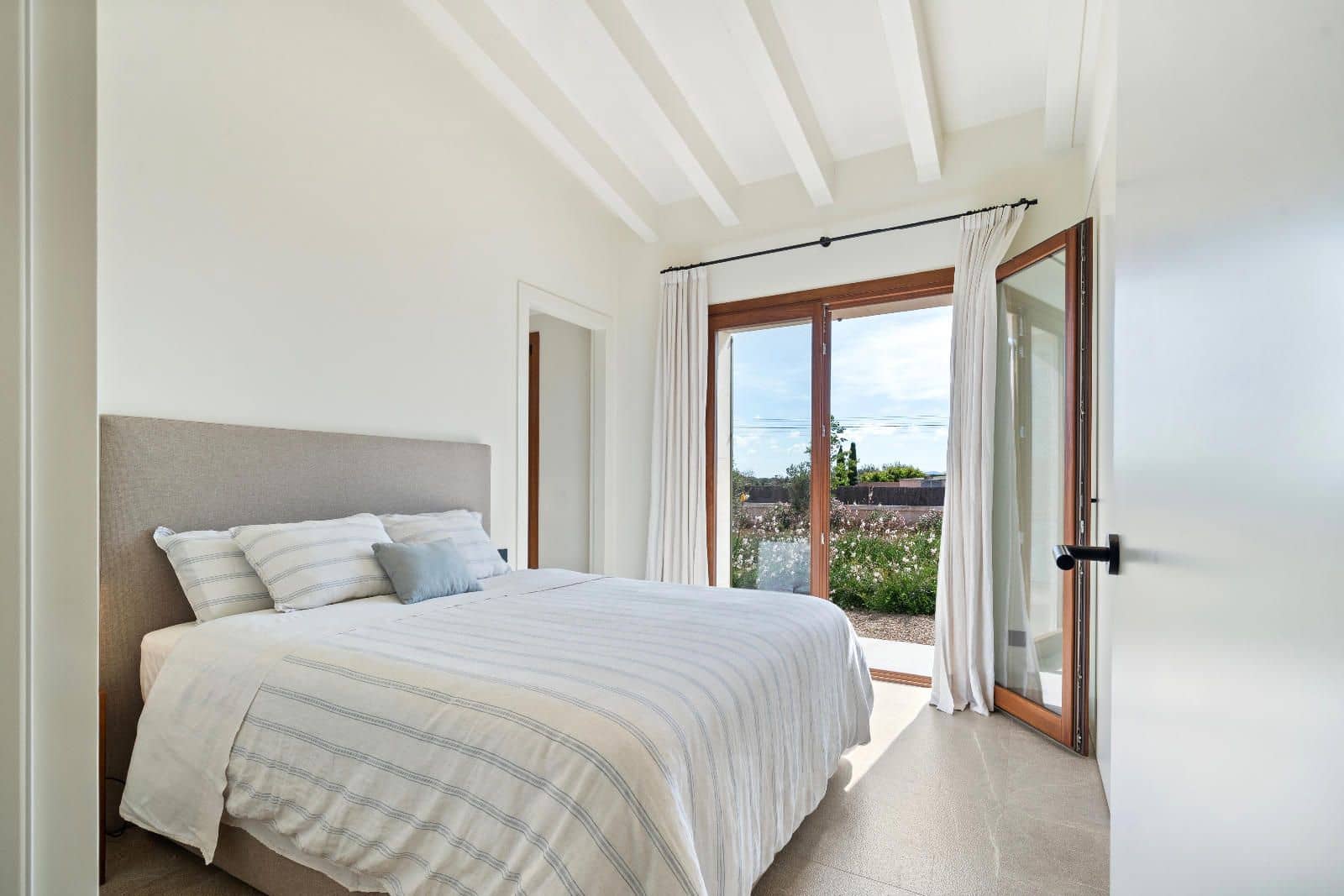 2 slaapkamer Finca/Landhuis te koop in Campos met zwembad garage - € 1.995.000 (Ref: 9523192)