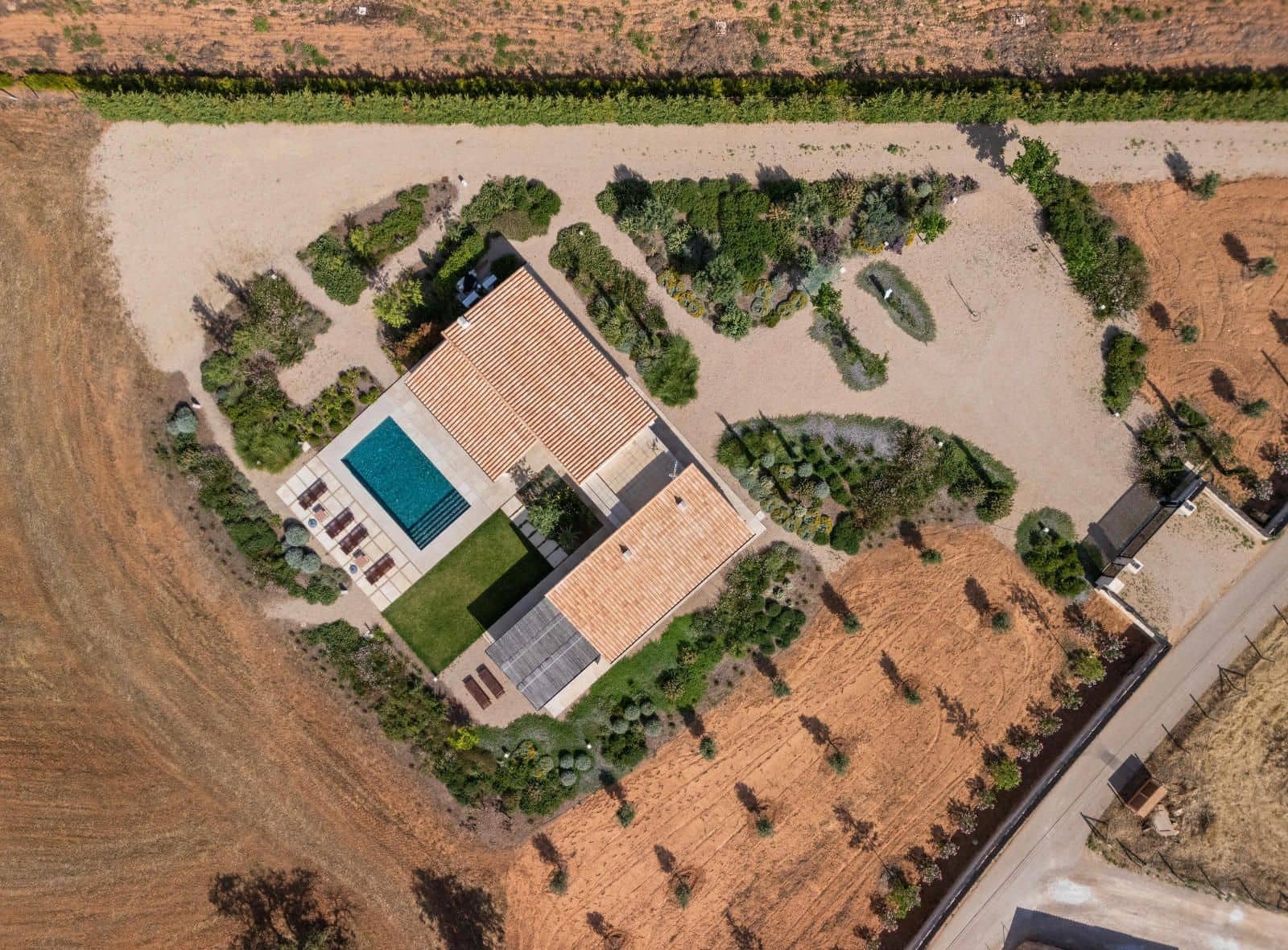 2 slaapkamer Finca/Landhuis te koop in Campos met zwembad garage - € 1.995.000 (Ref: 9523192)