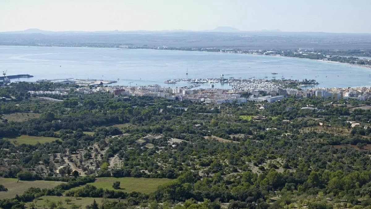 6 bedroom Finca/Country House for sale in Alcudia with pool garage - € 3,500,000 (Ref: 9523196)