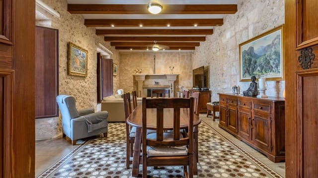 7 sovrum Finca/Hus på landet till salu i Lloret de Vista Alegre med pool garage - 3 800 000 € (Ref: 9523198)