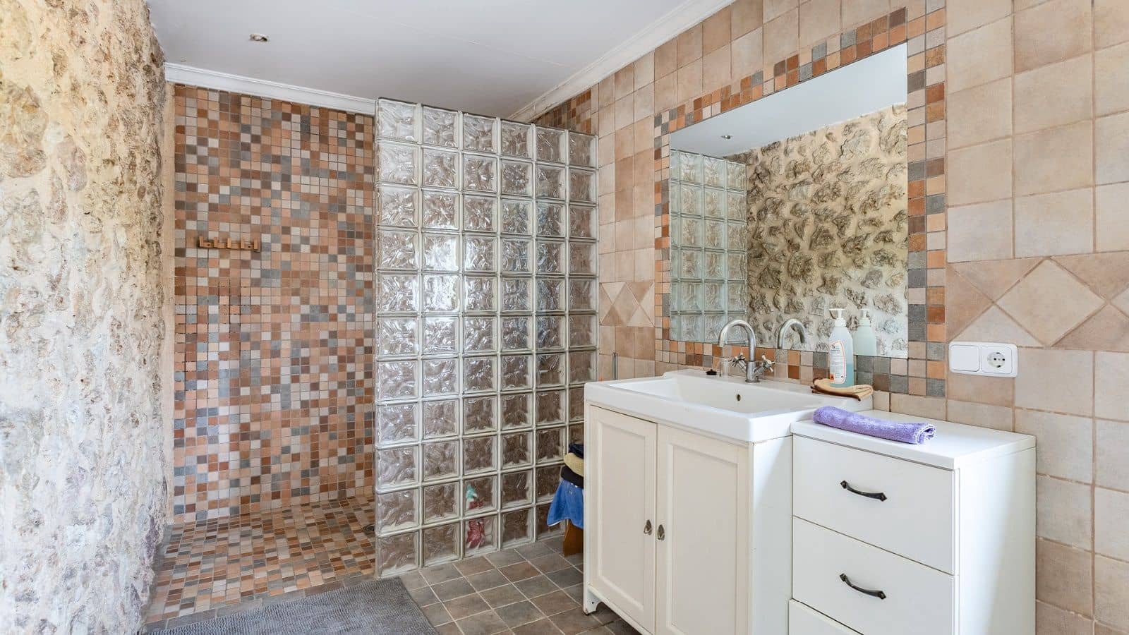 7 sovrum Finca/Hus på landet till salu i Lloret de Vista Alegre med pool garage - 3 800 000 € (Ref: 9523198)