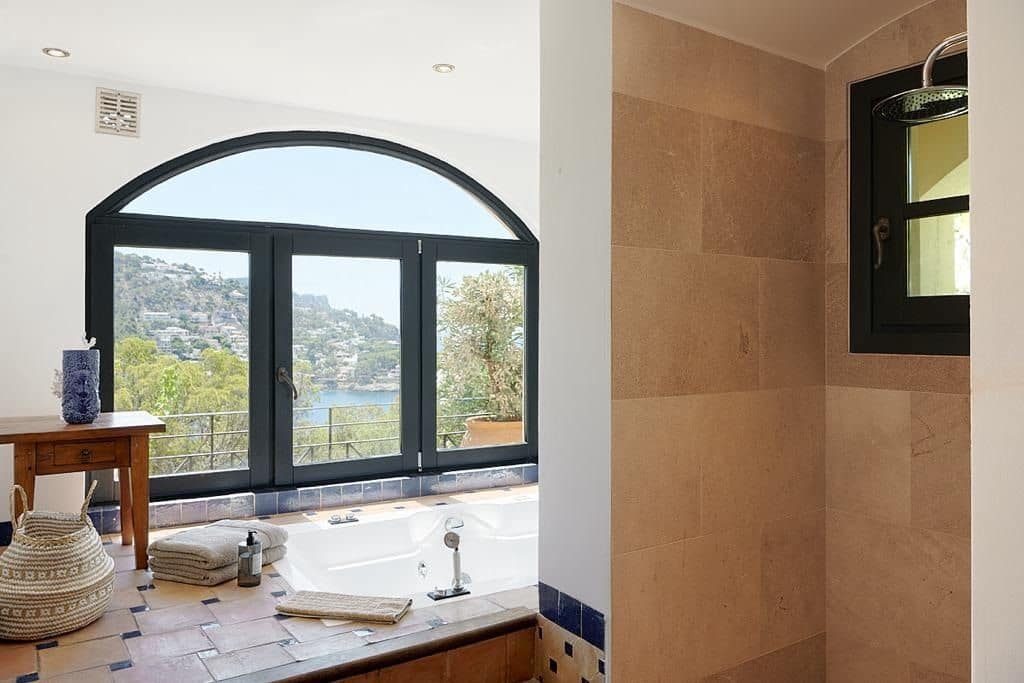 6 quarto Casa em Banda para venda em Puerto de Andratx com piscina garagem - 7 900 000 € (Ref: 9523208)