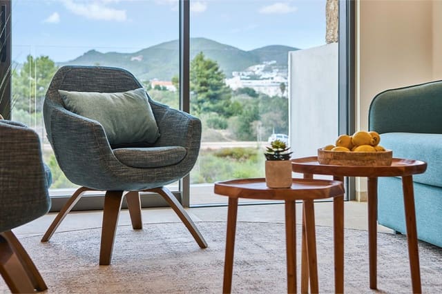 2 soveværelse Lejlighed til salg i Ibiza by med swimmingpool garage - € 2.300.000 (Ref: 9523209)