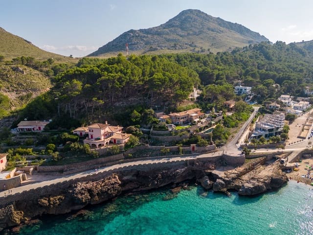 6 chambre Maison de Ville à vendre à Cala San Vicente / Cala Sant Vicenç, Pollensa / Pollença avec piscine garage - 3 975 000 € (Ref: 9523214)