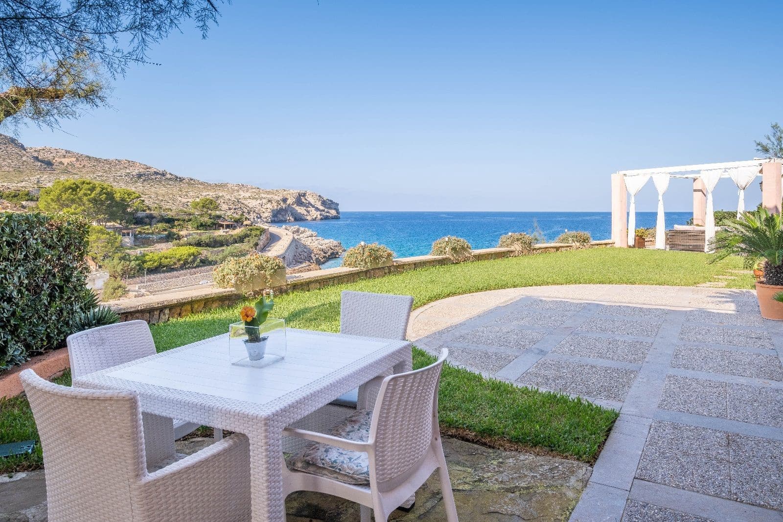 6 sovrum Hus till salu i Cala San Vicente / Cala Sant Vicenc med pool garage - 3 975 000 € (Ref: 9523214)