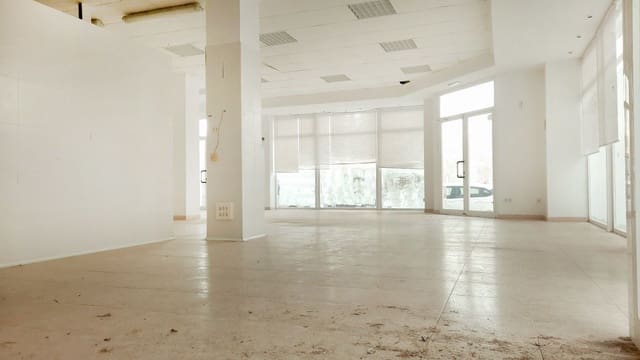 Local Commercial à vendre à Port de Pollença, Pollensa / Pollença - 577 000 € (Ref: 9523215)