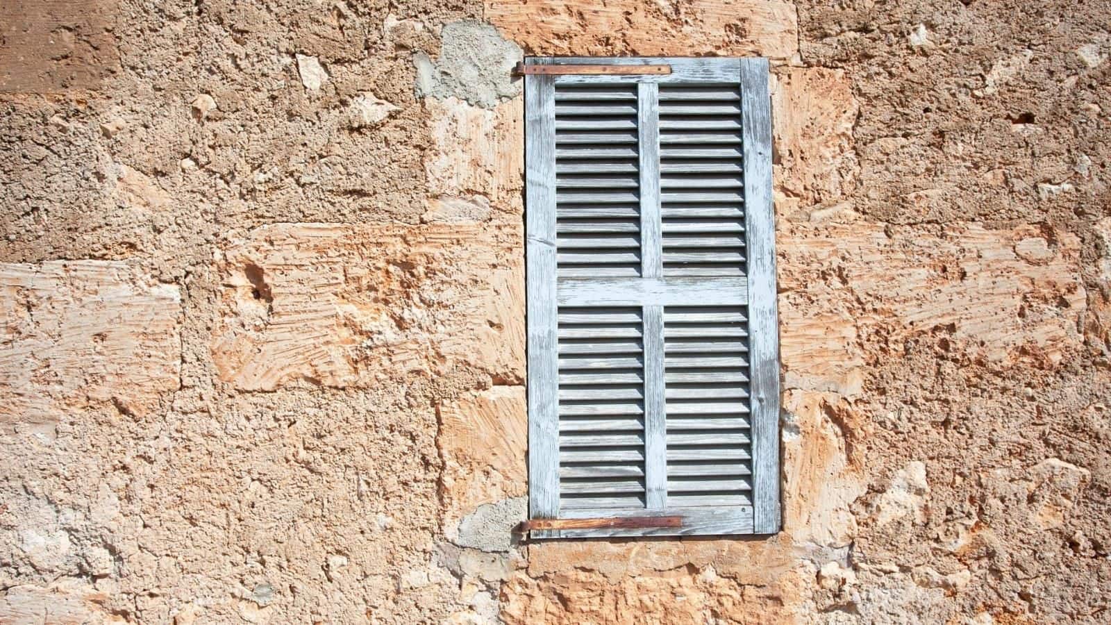 Finca/Herregård til salgs i Cala Anguila med garasje - € 1 750 000 (Ref: 9523216)