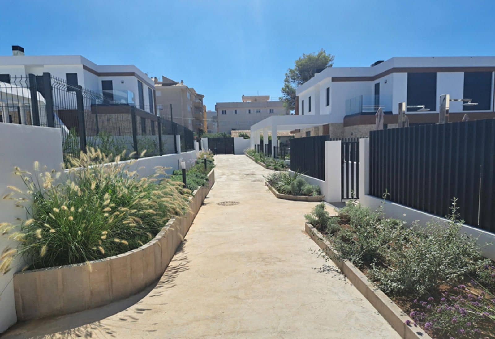 3 soverom Hus til salgs i Cala Ratjada med garasje - € 970 000 (Ref: 9523218)