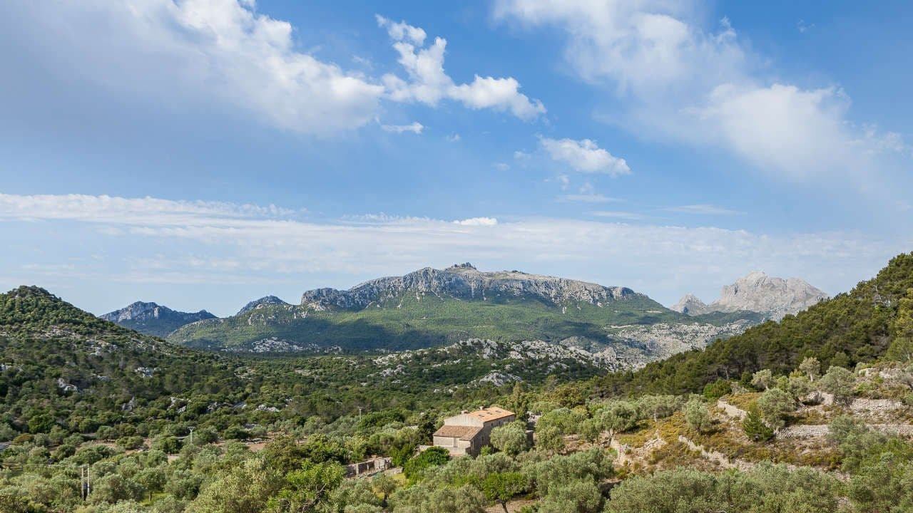 13 Zimmer Finca/Landgut zu verkaufen in Escorca mit Garage - 5.500.000 € (Ref: 9523219)