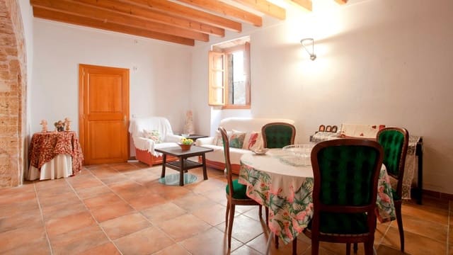 4 bedroom Townhouse for sale in Alcúdia - € 1,250,000 (Ref: 9523223)