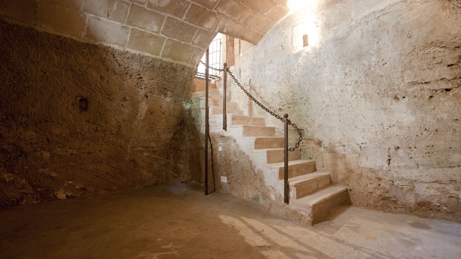 4 bedroom Townhouse for sale in Alcudia - € 1,250,000 (Ref: 9523223)