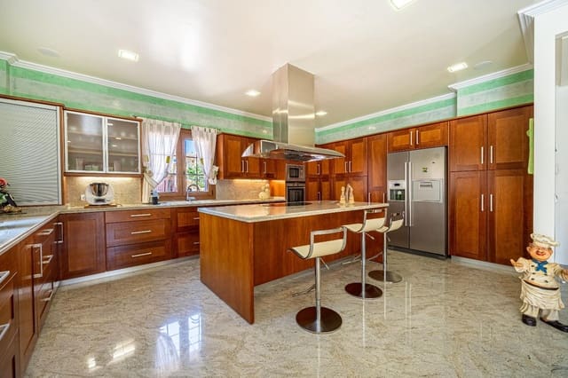 5 slaapkamer Huis te koop in Ca'n Picafort, Santa Margalida met zwembad garage - € 2.500.000 (Ref: 9523224)