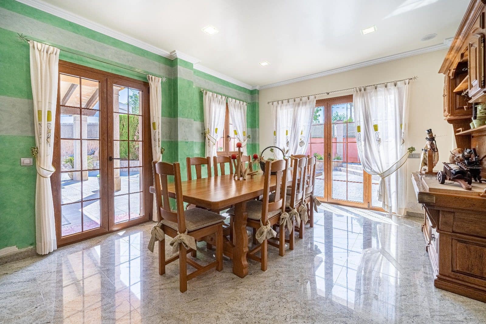 5 slaapkamer Huis te koop in Ca'n Picafort met zwembad garage - € 2.500.000 (Ref: 9523224)