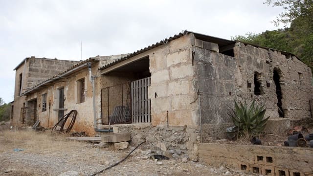 2 slaapkamer Finca/Landhuis te koop in Artà - € 1.800.000 (Ref: 9523229)