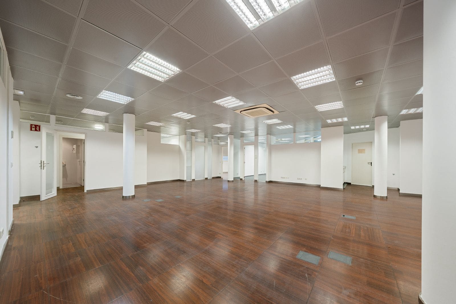 Local Comercial en Palma de Mallorca en alquiler con garaje - 4.523 € (Ref: 9523230)