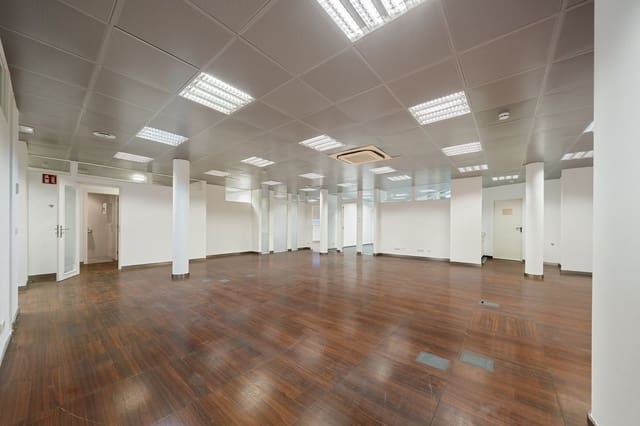 Local Comercial en Son Armadans, Palma de Mallorca en alquiler con garaje - 4.523 € (Ref: 9523230)