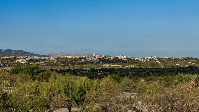 Townhouse for sale in Moscari, Selva with garage - € 480,000 (Ref: 9523240)