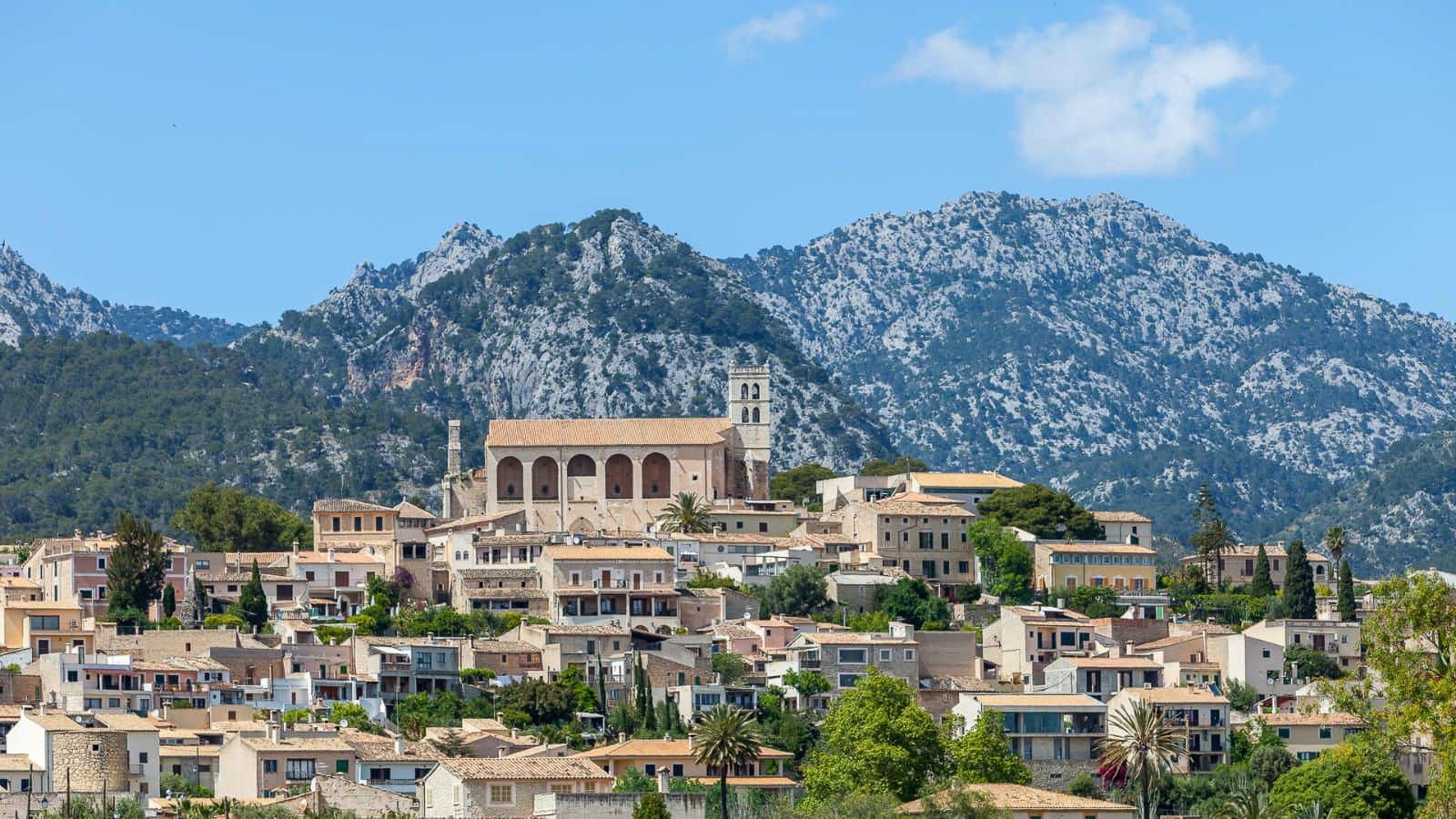 Townhouse for sale in Moscari with garage - € 480,000 (Ref: 9523240)