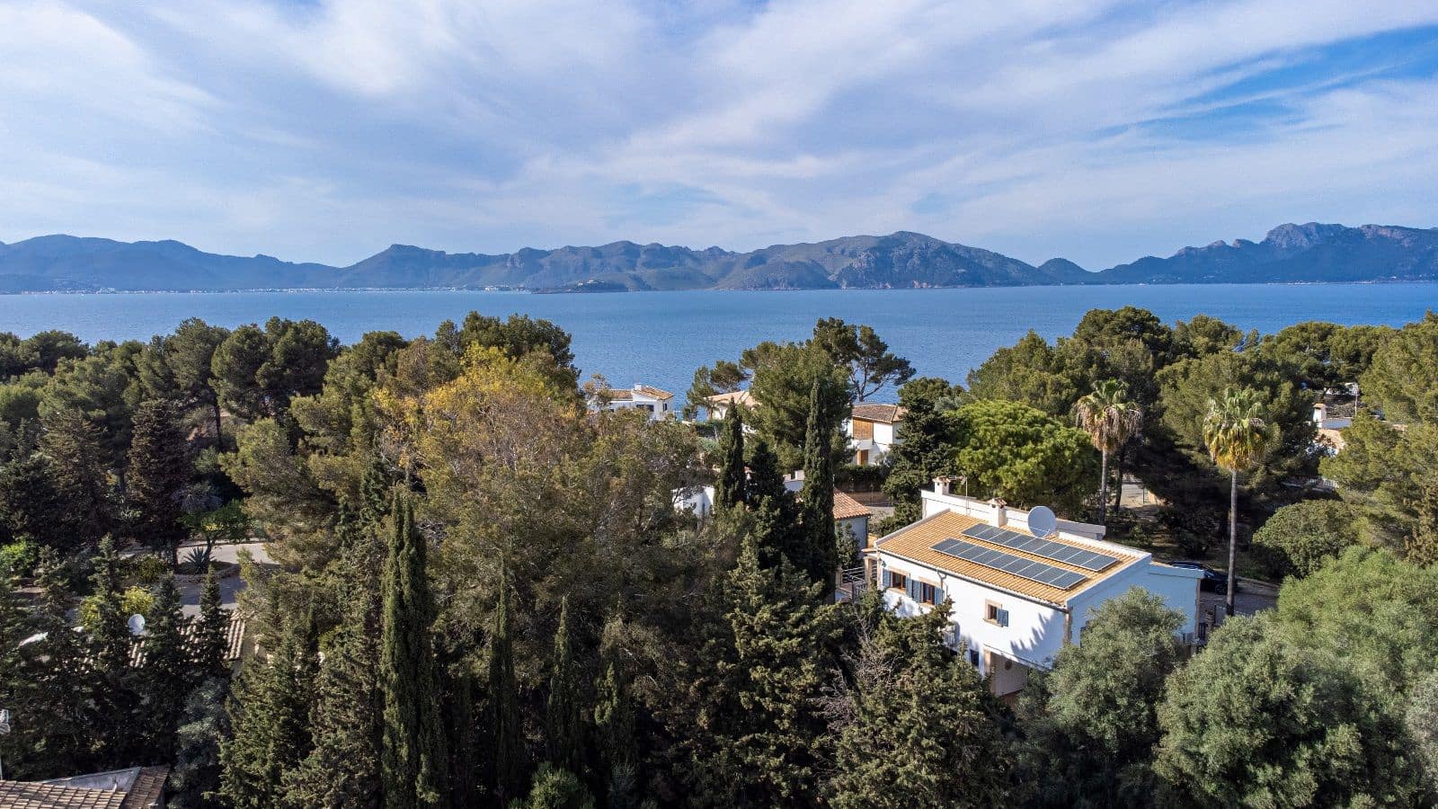 6 bedroom Townhouse for sale in Mal Pas-Bon Aire with pool garage - € 1,450,000 (Ref: 9523244)