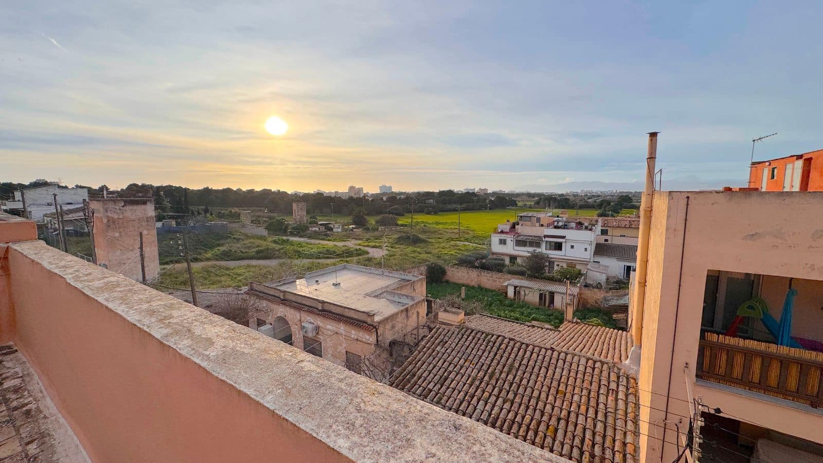 2 bedroom Penthouse for sale in Palma de Mallorca - € 359,000 (Ref: 9547129)