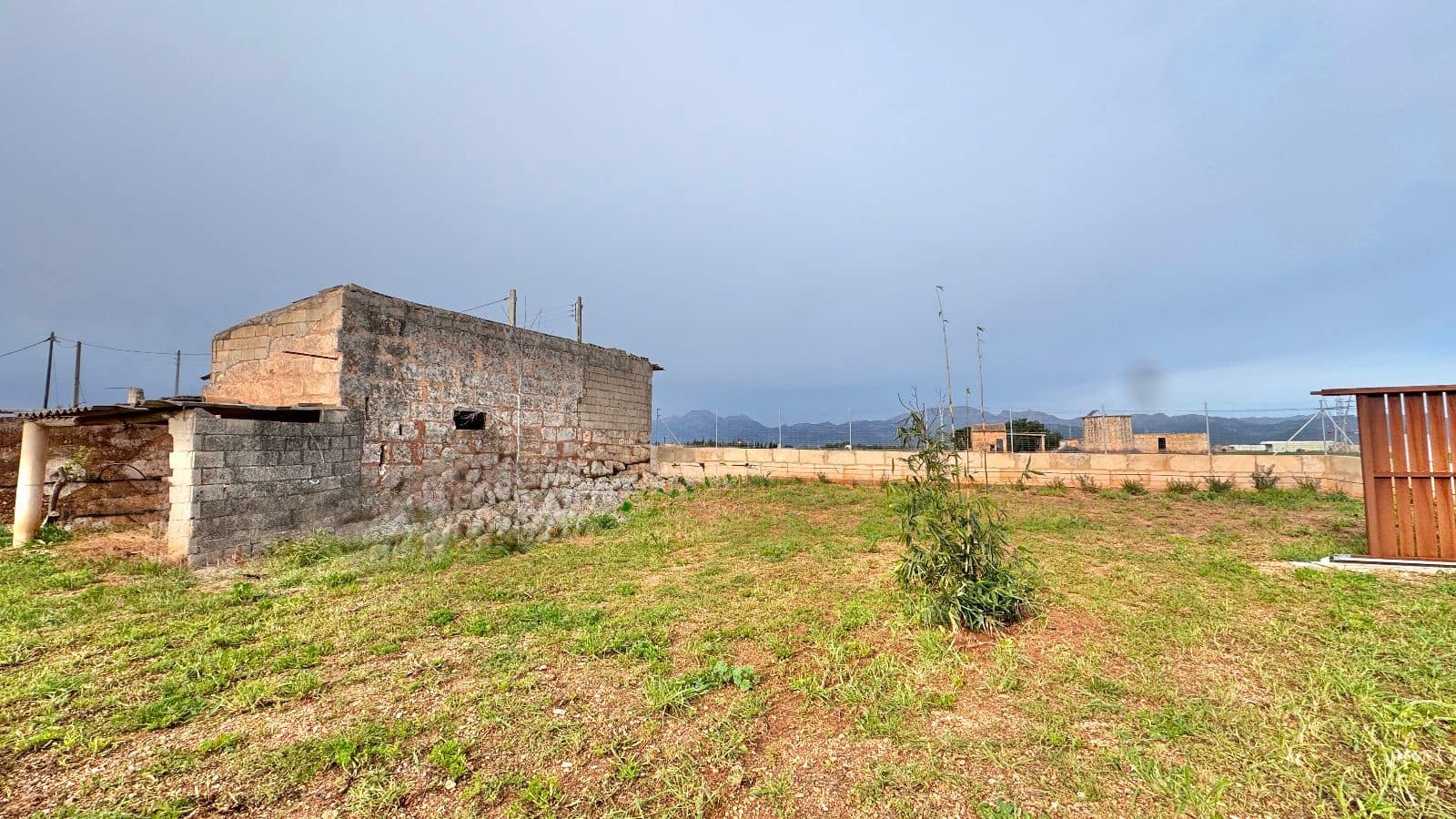 Finca/Hus på landet till salu i Sa Pobla med garage - 499 000 € (Ref: 9553146)