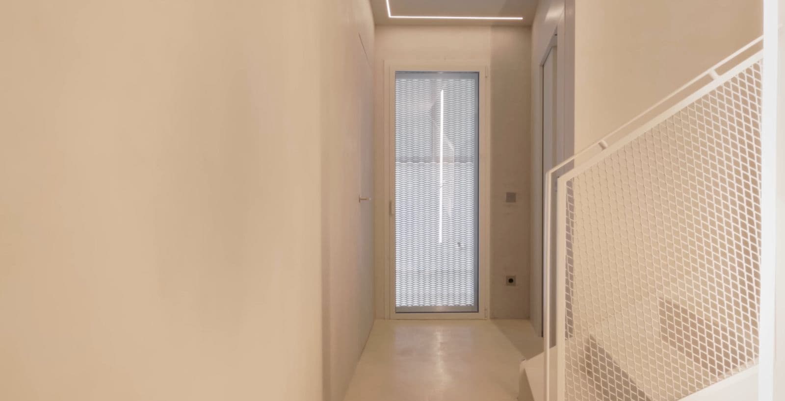 2 quarto Casa em Banda para venda em Puerto de Alcudia com garagem - 890 000 € (Ref: 9553147)